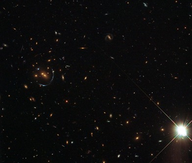 aglomerado de galáxias LRG-4-606