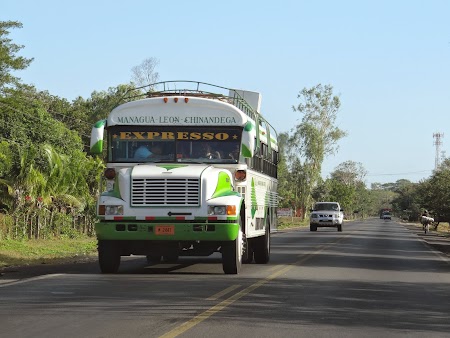 15. Chicken bus in Nicaragua.JPG