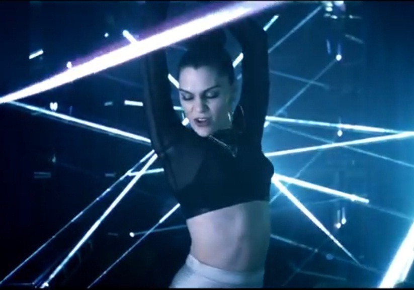 [Jessie-J4.jpg]