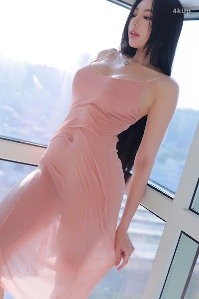 Dongeuran (동그란) Seethrough Slip