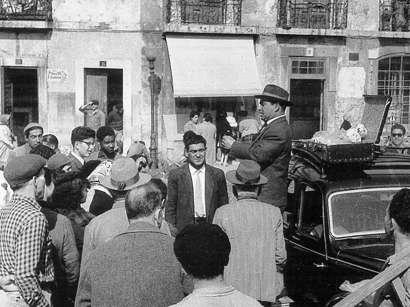 [Vendedor%2520da%2520Banha%2520da%2520Cobra%255B5%255D.jpg]