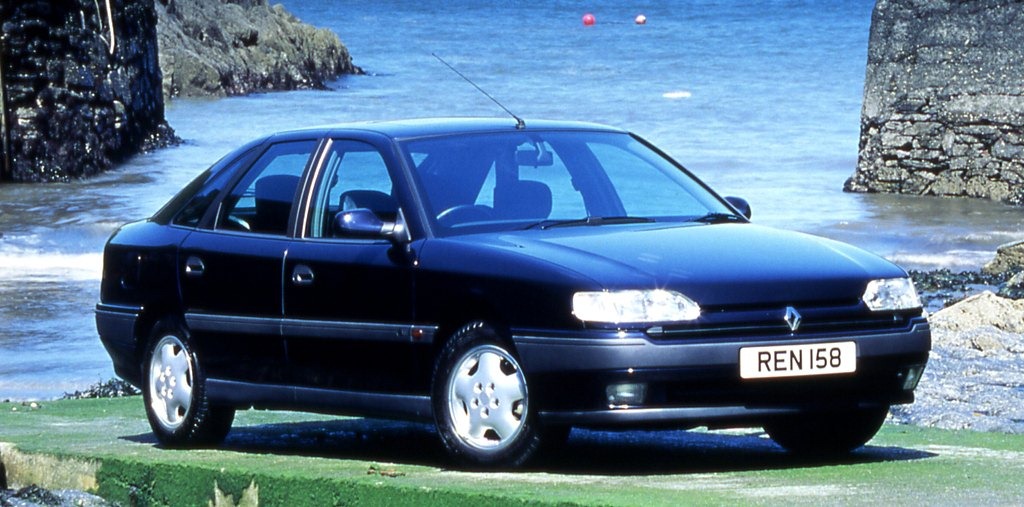 [autowp.ru_renault_safrane_uk-spec_1%255B2%255D.jpg]