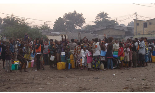 Pénurie d'eau à Kinshasa