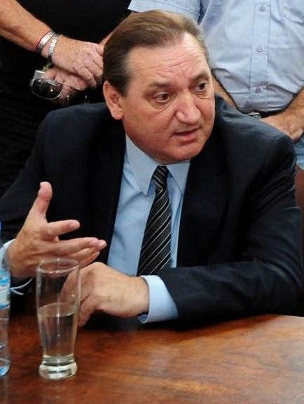 [Julio%2520Genesini%255B2%255D.jpg]