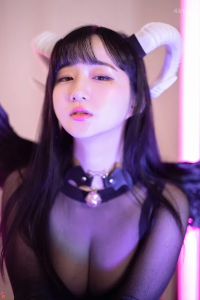 [PINK] Han Jina (한지나) Succubus