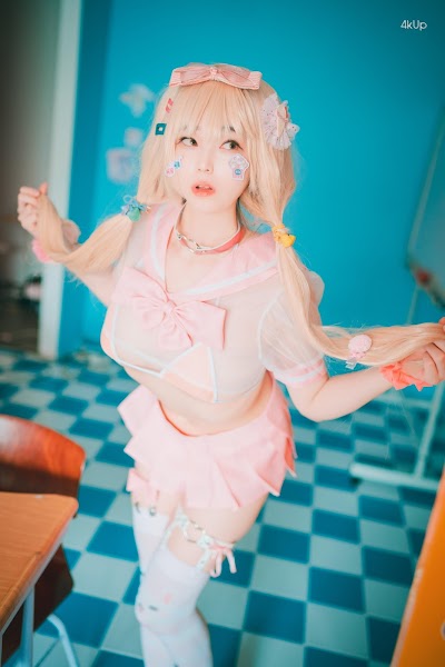 DJAWA Photo – Bambi (밤비) Sheer Pink