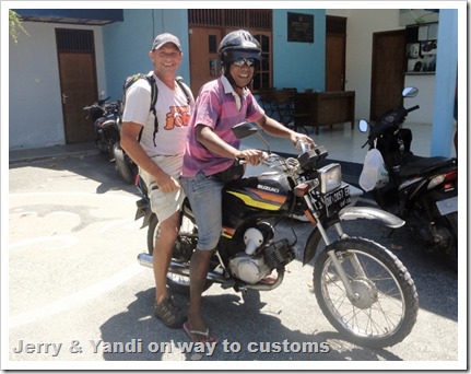 318 Jerry off to customs w Yandi (640x480)