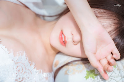 Coser@香草喵露露 No.005 玻璃房少女