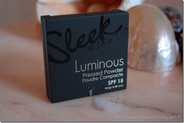 sleek luminous powder