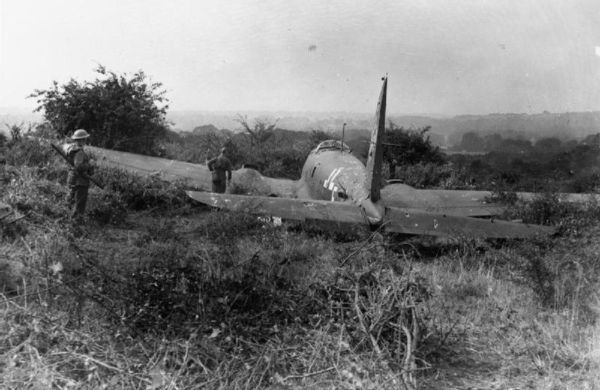 [aircraft-wreck-battle-of-britain-54.jpg]