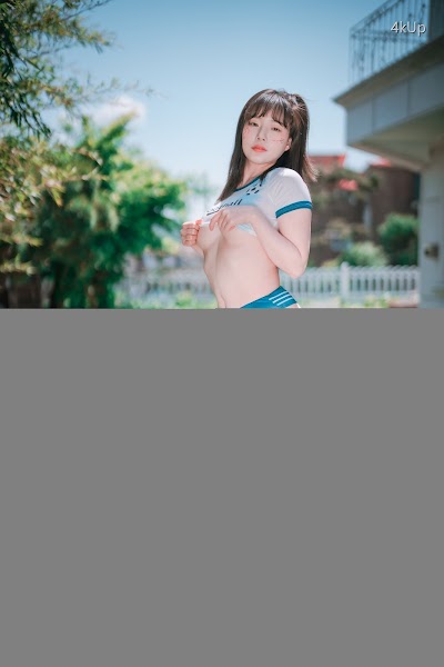DJAWA Photo – Pia (피아) Football Star