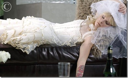 bride_sleeping_on_sofa_42-17697615