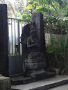 Dewa Whisnu Statue  