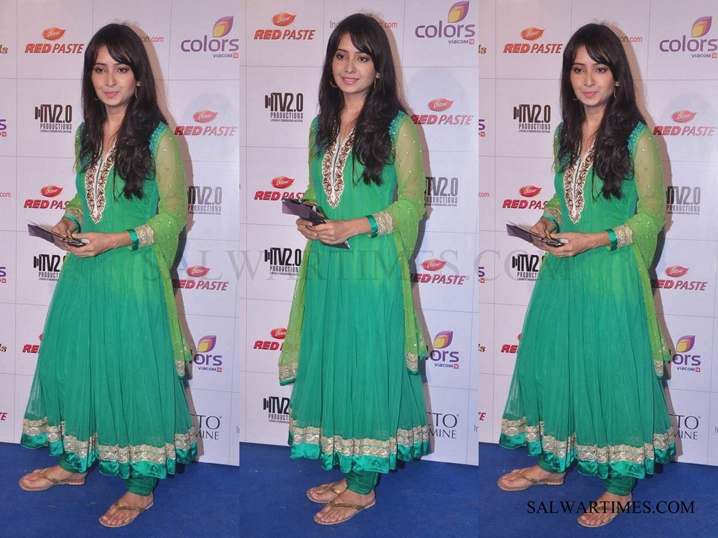 [Designer_Salwar_Kameez%2520%25281%2529%255B4%255D.jpg]