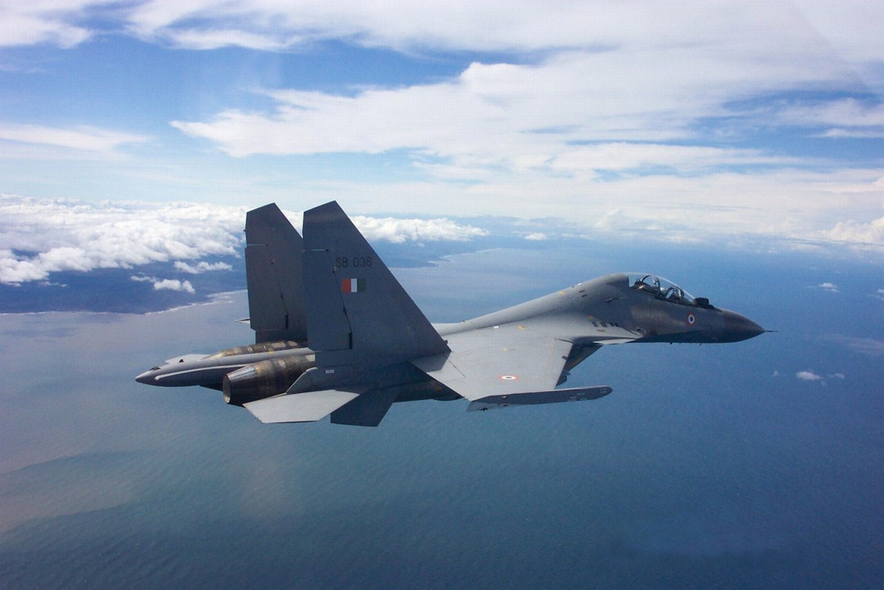 [Sukhoi-Su-30-MKI-Indian-Air-Force-IA%255B7%255D.jpg]