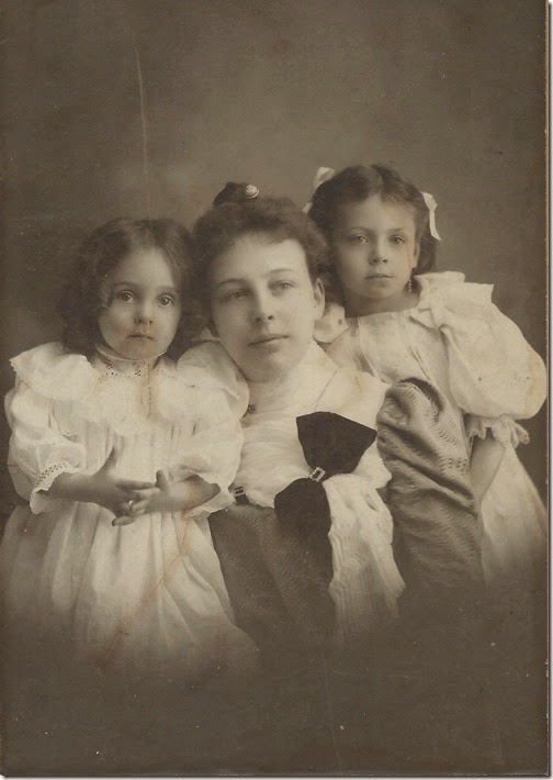 Inez Steinberger with children cropped