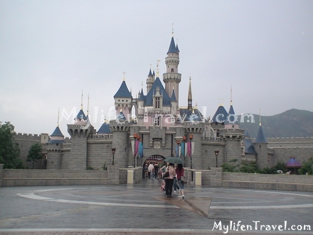 Fantasyland Disneyland 22
