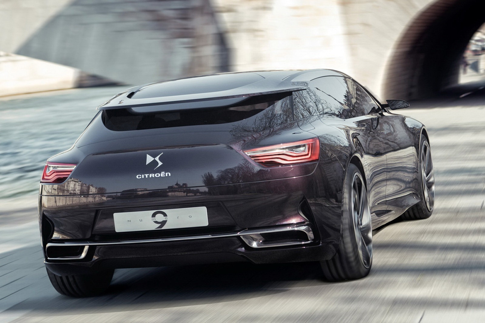 [Citroen-DS9-9_1%255B14%255D%255B2%255D.jpg]