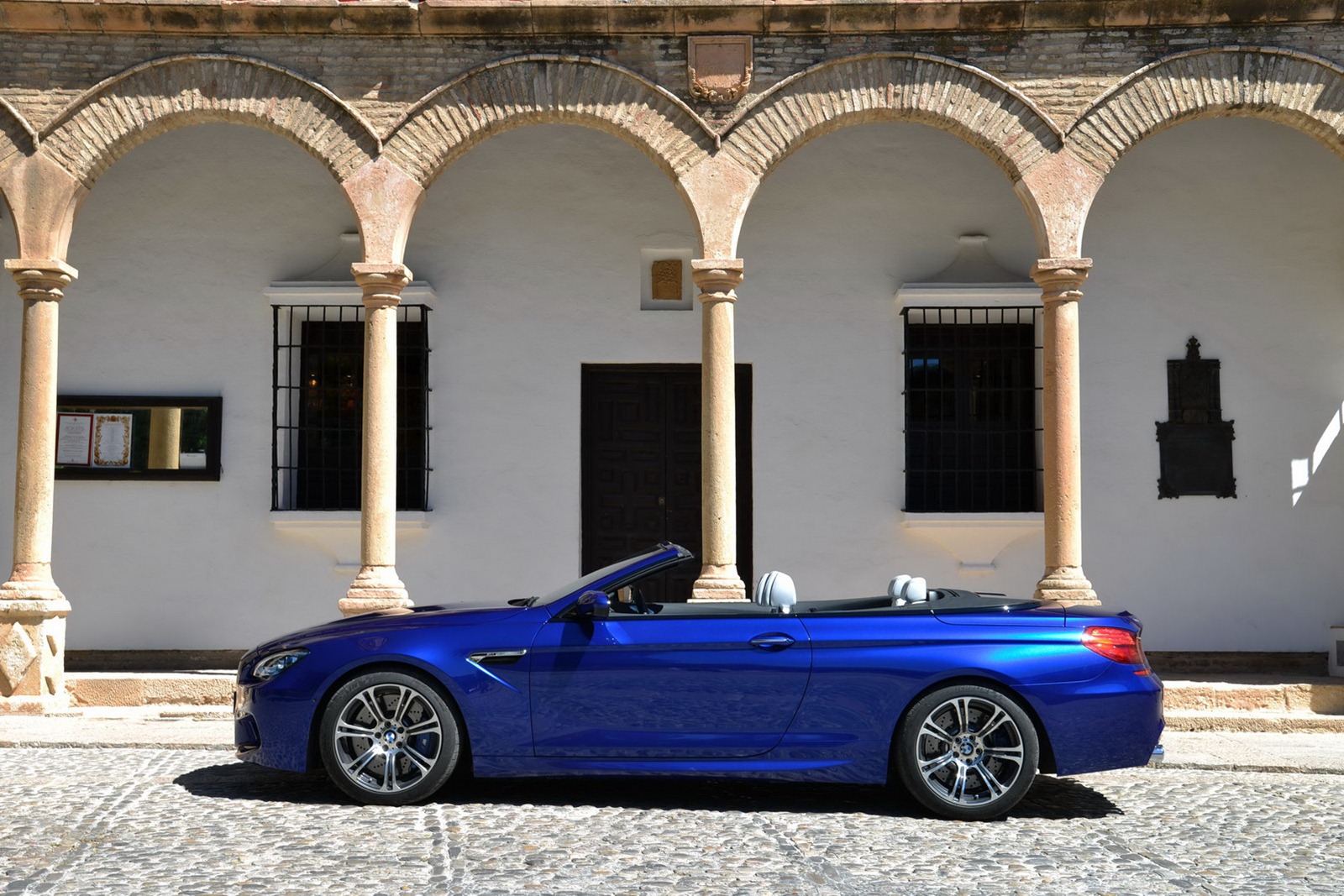 [2013-BMW-M5-M6-13%255B2%255D.jpg]