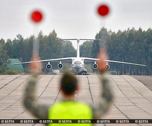Прибытие российского и казахстанского воинского контингента на аэродром Мачулищи