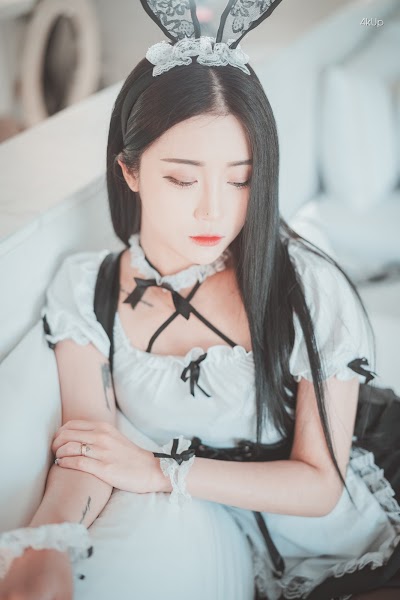 DJAWA Photo – Bomi (보미) – “Bomistry #2”