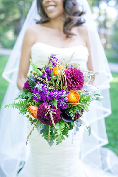 textured teardrop bouquet tyra-bleek-boston-wedding-photography