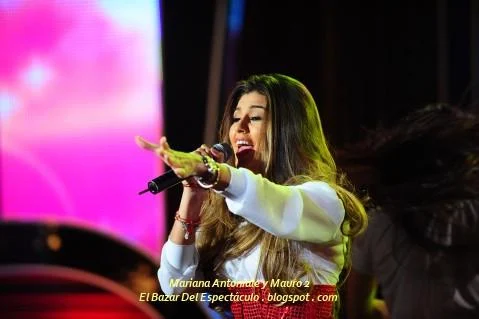 Mariana Antoniale y Mauro 2.JPG