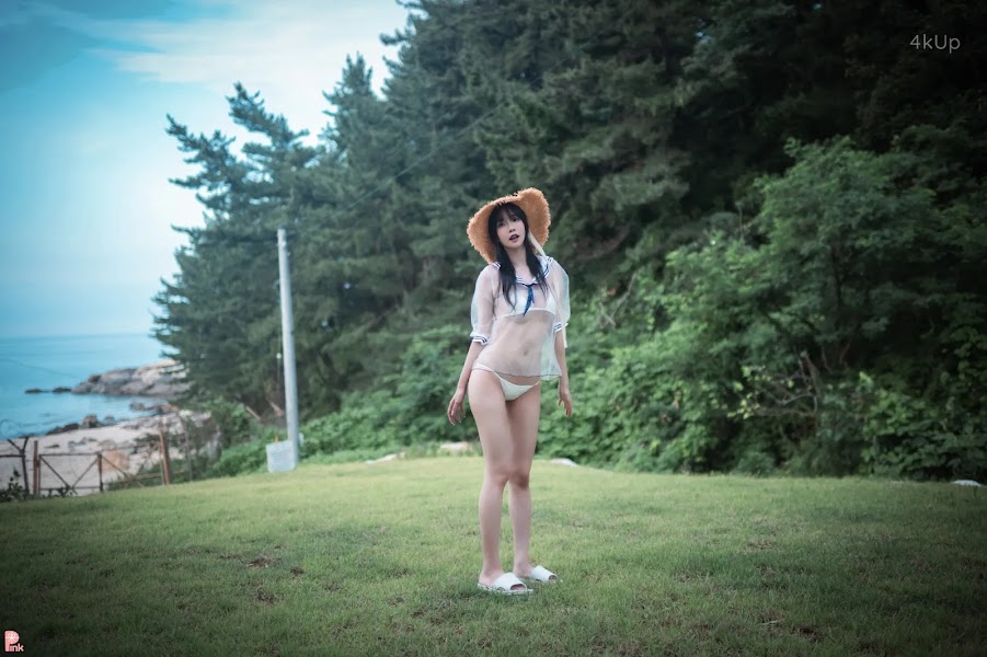 [PINK] Lee Ahrin Bikini Day