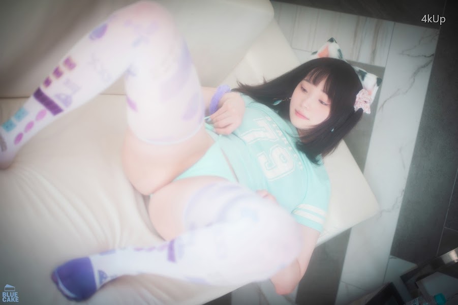 [BLUECAKE] Bambi (밤비) Naughty Cats Pink & Mint RED