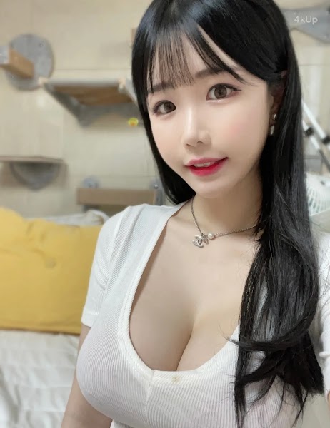 Addielyn (에디린) Nov 2021