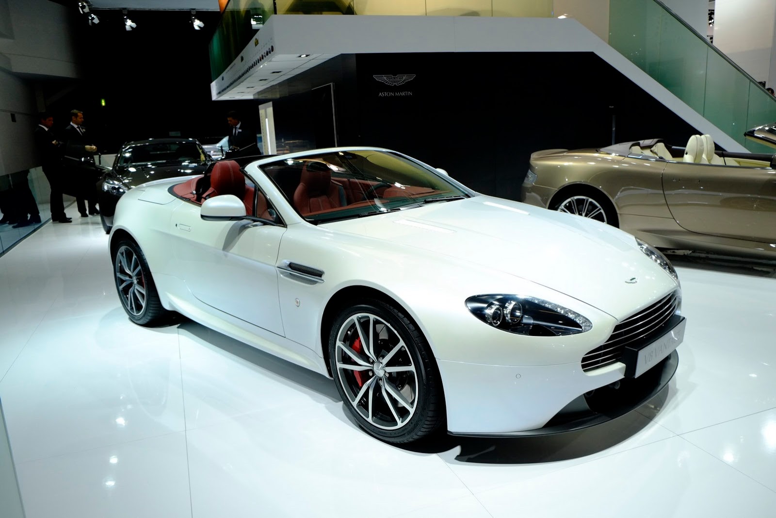 [Aston-Martin-2013-IAA-32%255B5%255D.jpg]