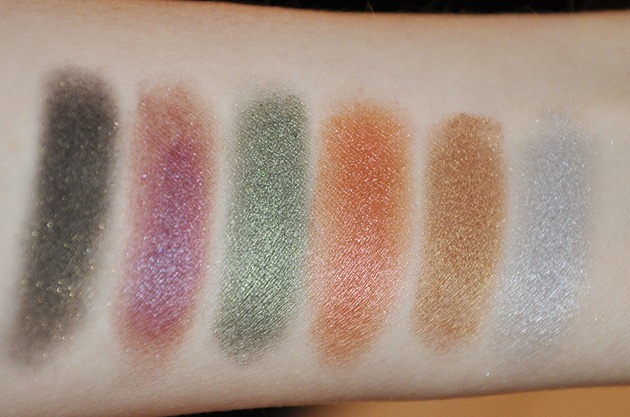 Disney Villains Designer Collection Eyeshadow Palette Makeup Beaty Swatches Natural and Flash