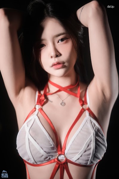 [BlueCake] Yuka (유카) Secret Date