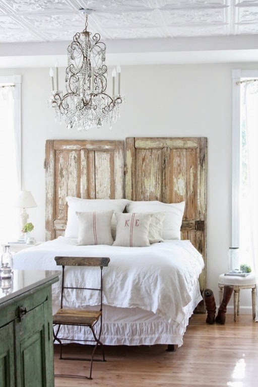 [old_doors-headboard-682x10244.jpg]