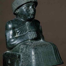 21 - Estatua de Gudea de Lagash