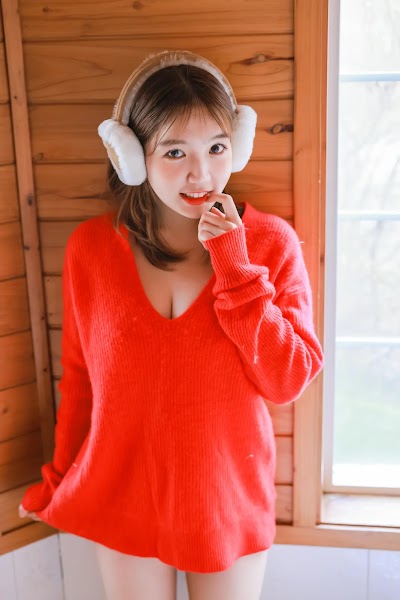[SWEETBOX] YOONVELY SWTB Vol.26 – Santa Girl