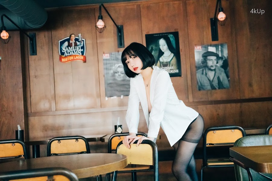 [Loozy] Son Ye-Eun (손예은) Tainted Love Bar