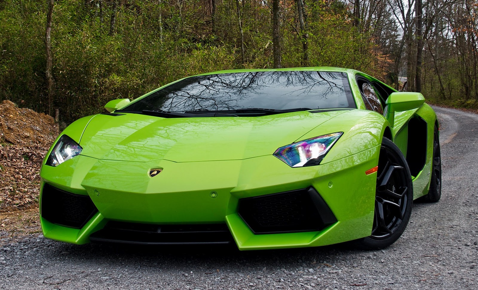 [autowp.ru_lamborghini_aventador_lp700-4_us-spec_4%255B2%255D.jpg]