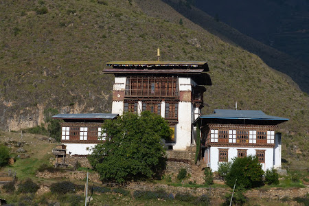 252. manastire Bhutan.JPG