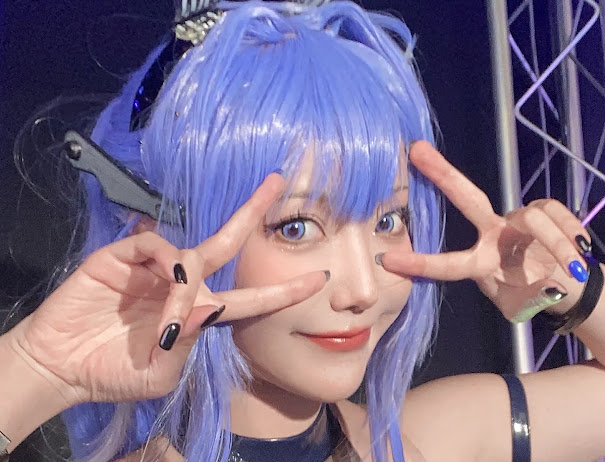 Coser@切切Celia 花园兔女郎
