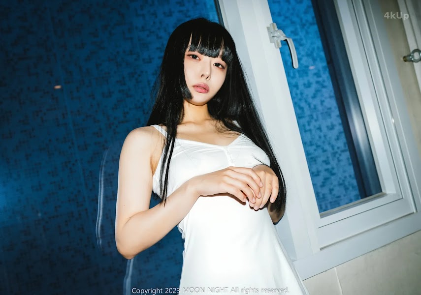 Moon Night Snap – Min ha-rin ‘G컵 (왕쮸쮸)’ Digital Photobook (S.Ver)