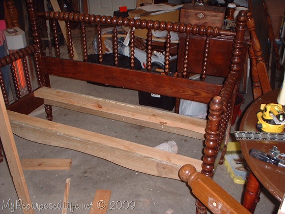 full size spool bed into bench