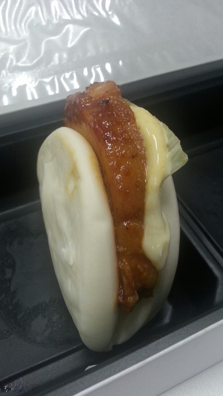 Snacking Bear Ippudo Sydney Pork Bun