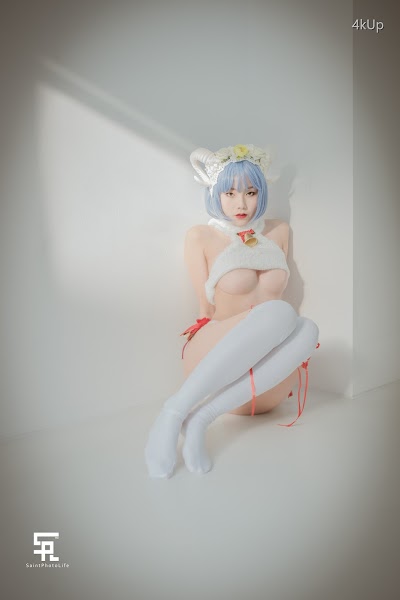 SAINT Photolife – Yuna (유나) Yuna’s Cosplay Vol.2