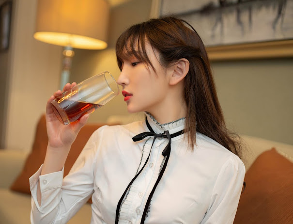 XIUREN No.2626 Lu Xuan Xuan (陆萱萱) & Chen Xiao Miao (陈小喵)
