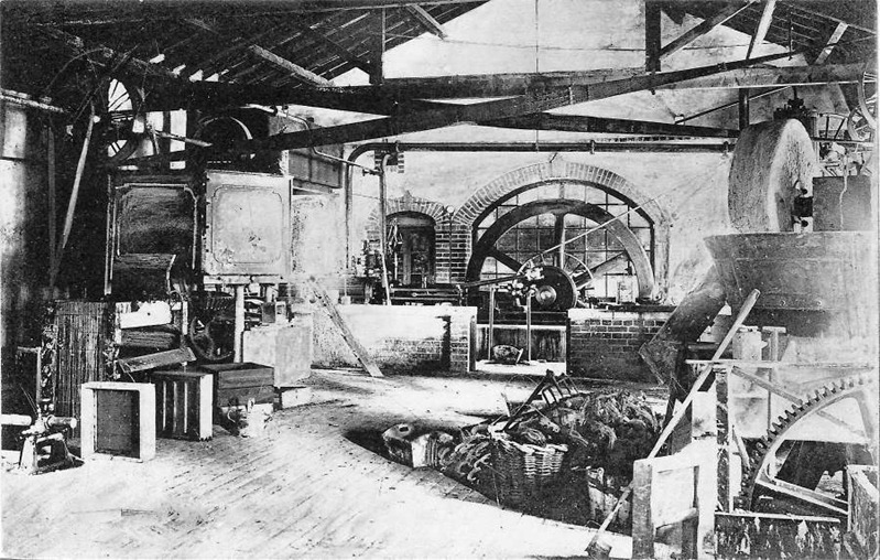 [Faianas-Bordalo-Pinheiro.2.jpg]