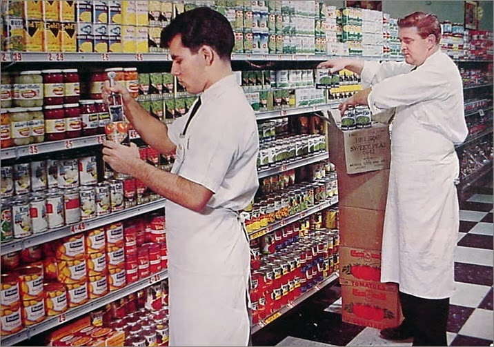 [c0%2520Vintage%2520picture%2520of%2520two%2520grocery%2520stockers%255B3%255D.jpg]