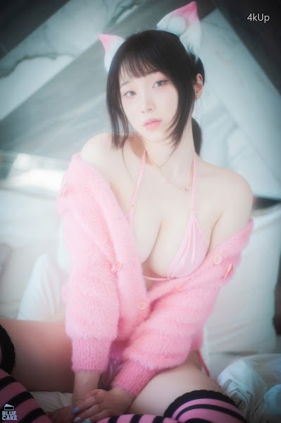 [BLUECAKE] Bambi (밤비) Naughty Cats Pink & Mint RED