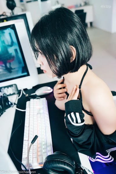 [Loozy] Zia (지아) PC Room With SP (Part B)
