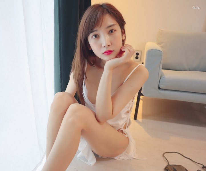 [Patreon] Leezy – In room